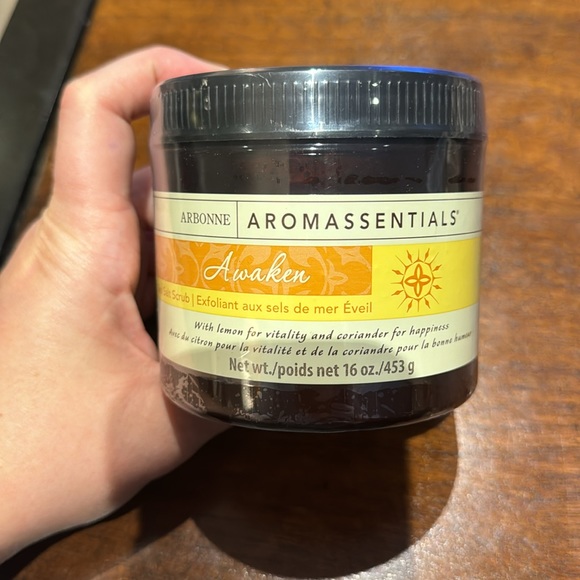 NWT Arbonne Aromassentials Awaken - Picture 2 of 4